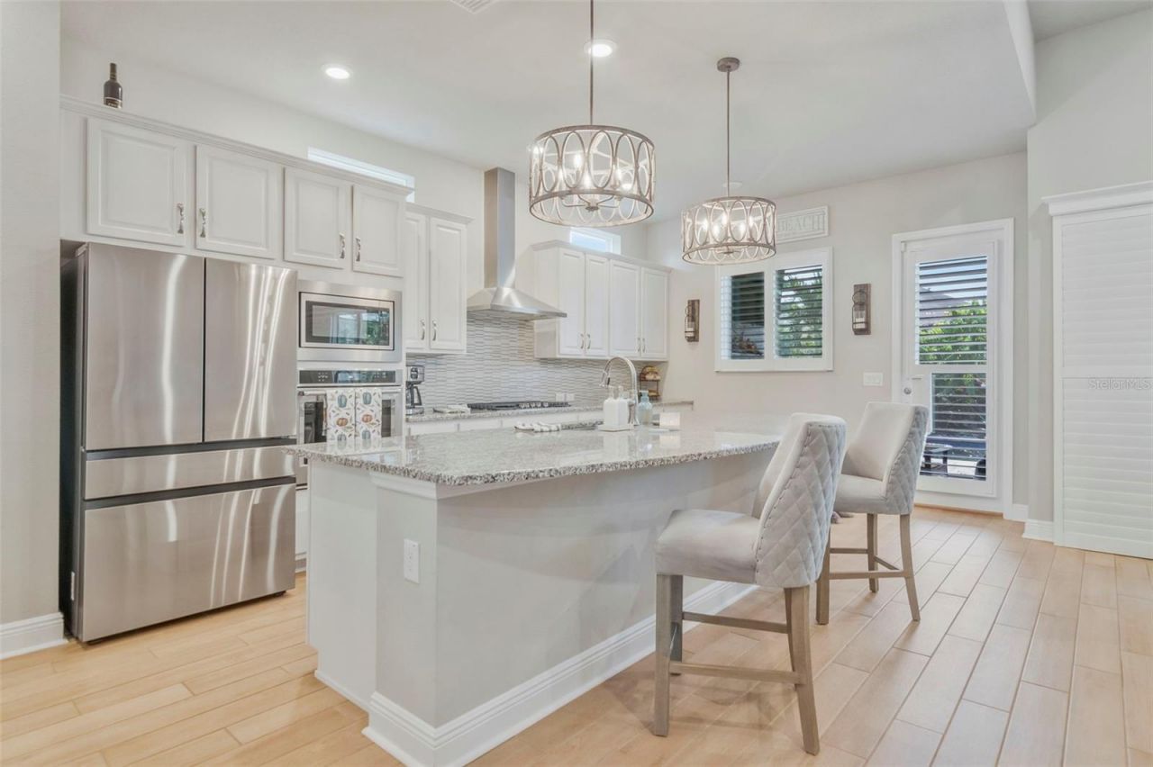 7329 Paradiso Drive , Apollo Beach, FL 33572 Photo