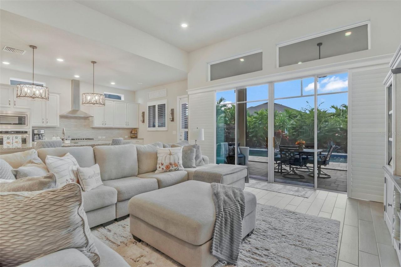 7329 Paradiso Drive , Apollo Beach, FL 33572 Photo