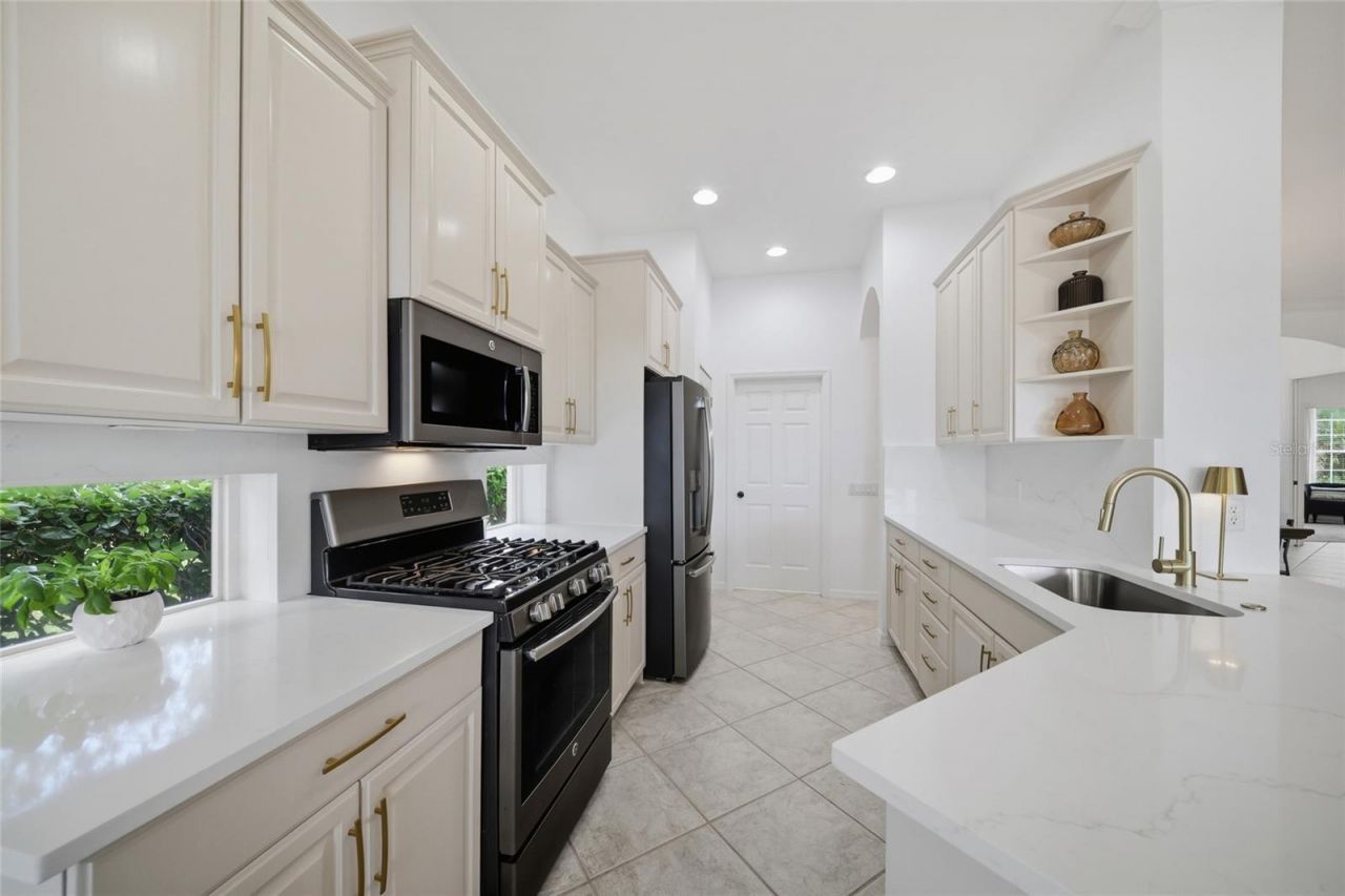 7029 Lennox Place, University Park, FL 34201 Photo