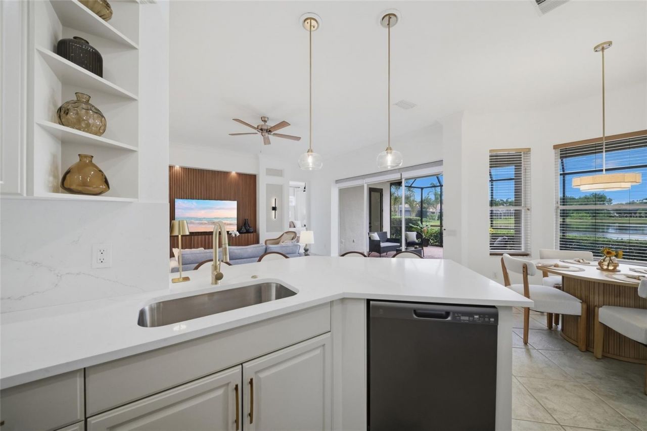 7029 Lennox Place, University Park, FL 34201 Photo