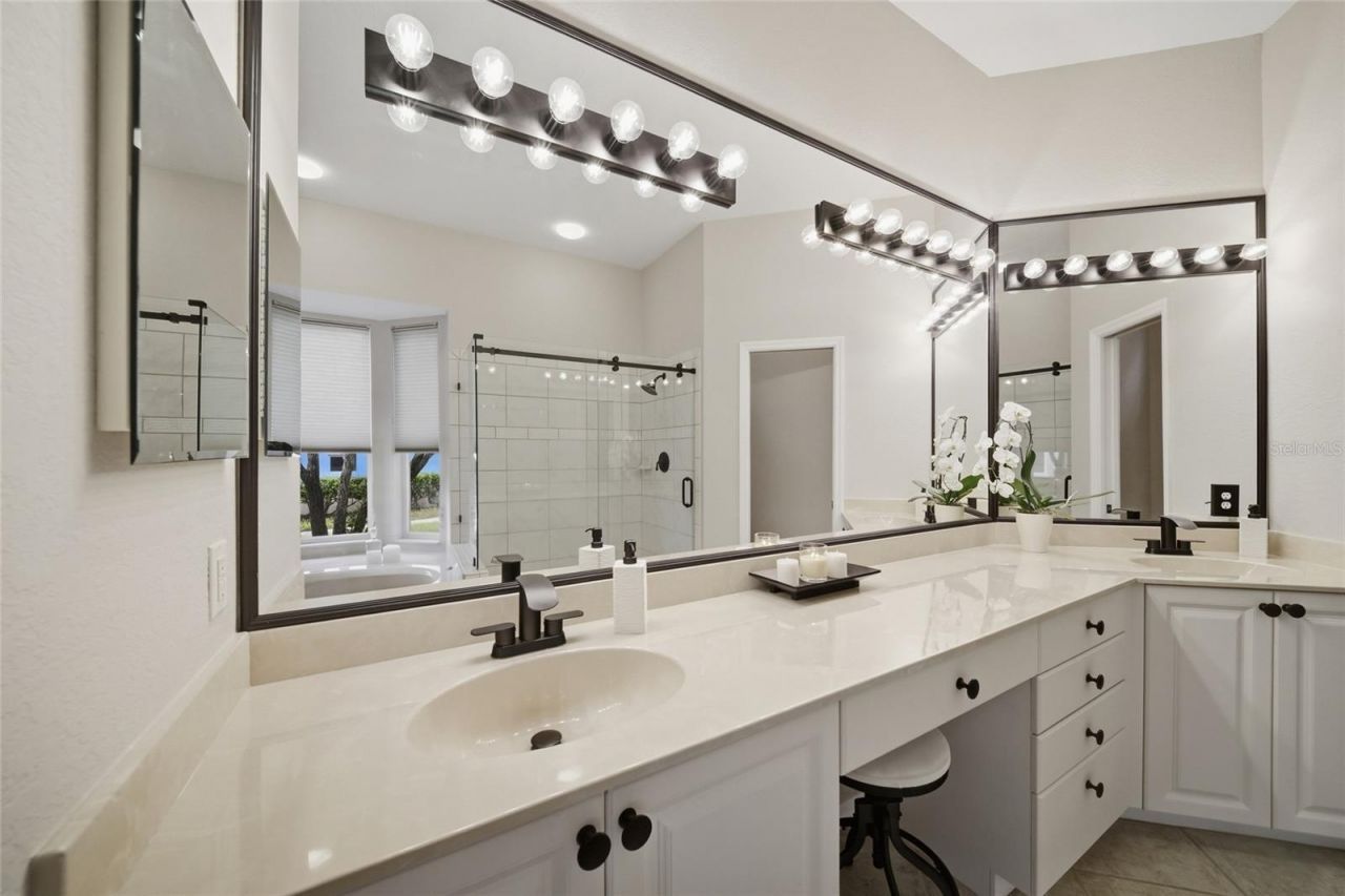 7029 Lennox Place, University Park, FL 34201 Photo
