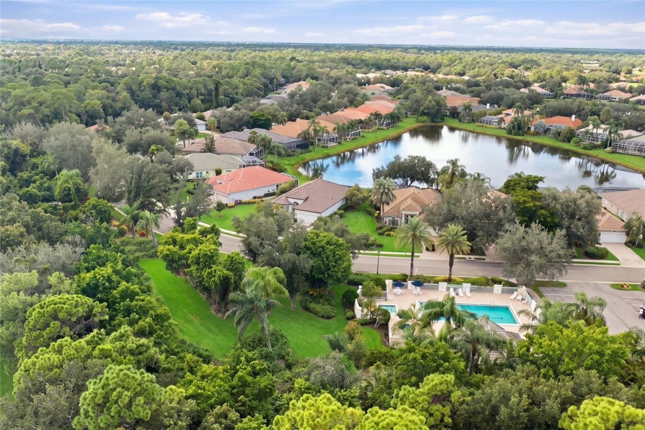 7029 Lennox Place, University Park, FL 34201 Photo
