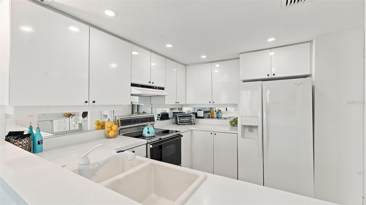 2525 Gulf Of Mexico Drive, Unit 7B, Longboat Key, FL 34228 Photo
