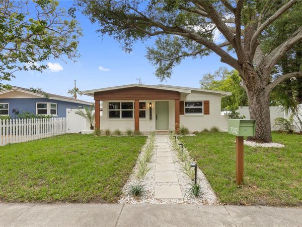 7042 DARTMOUTH AVENUE N, ST PETERSBURG, FL 33710