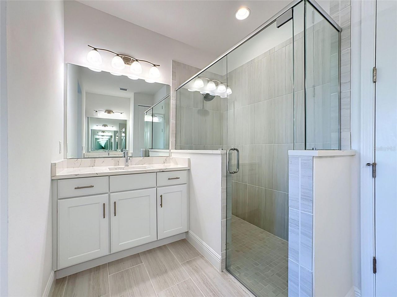 10618 Klee Avenue , Bradenton, FL 34212 Photo