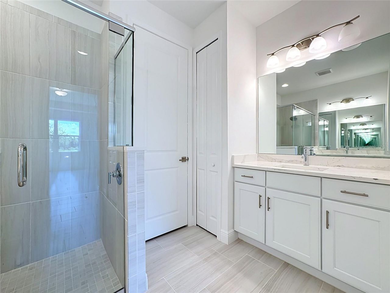 10618 Klee Avenue , Bradenton, FL 34212 Photo