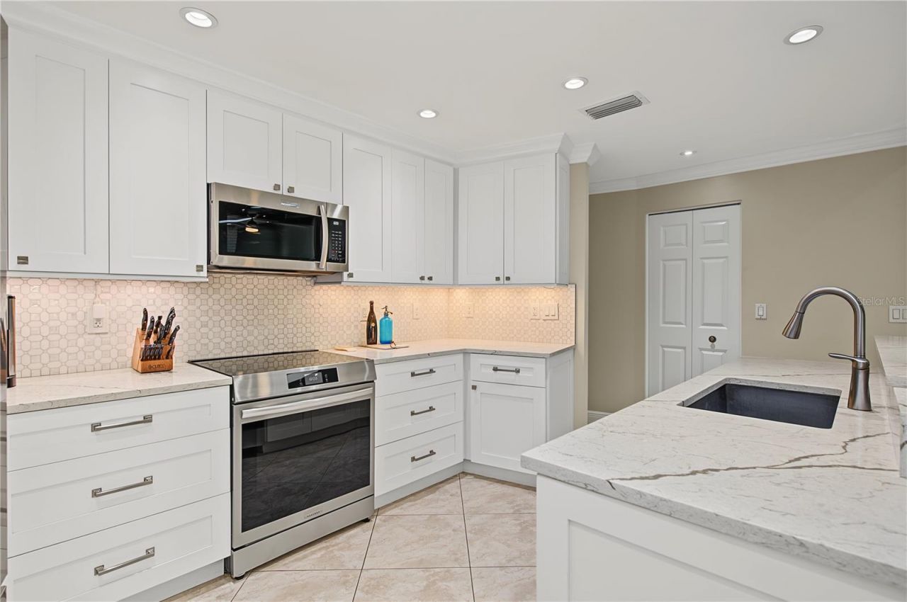 2615 Landing Way, Palm Harbor, FL 34684 Photo