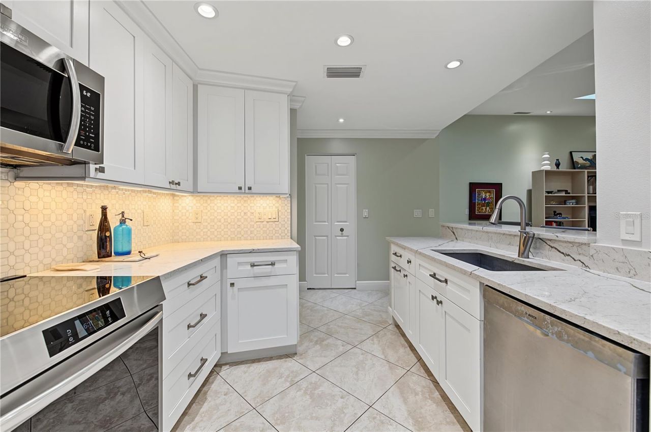 2615 Landing Way, Palm Harbor, FL 34684 Photo