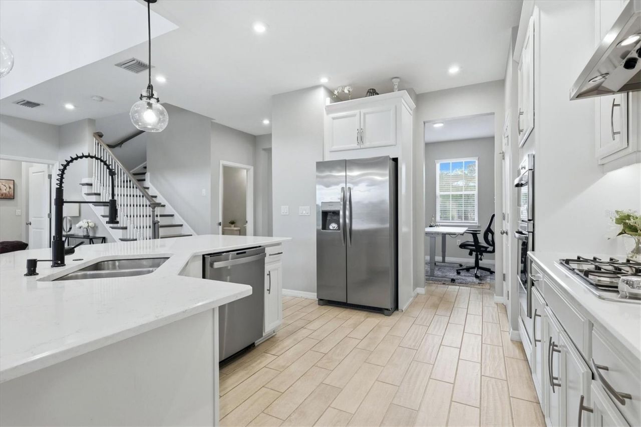 9303 Starry Night Avenue , Sarasota, FL 34241 Photo