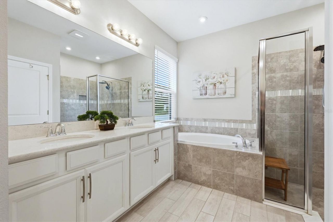 9303 Starry Night Avenue , Sarasota, FL 34241 Photo
