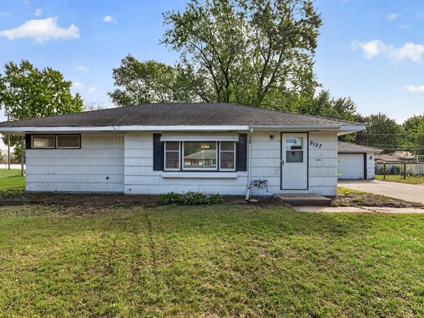 9107 14th Avenue S, Bloomington, MN 55425