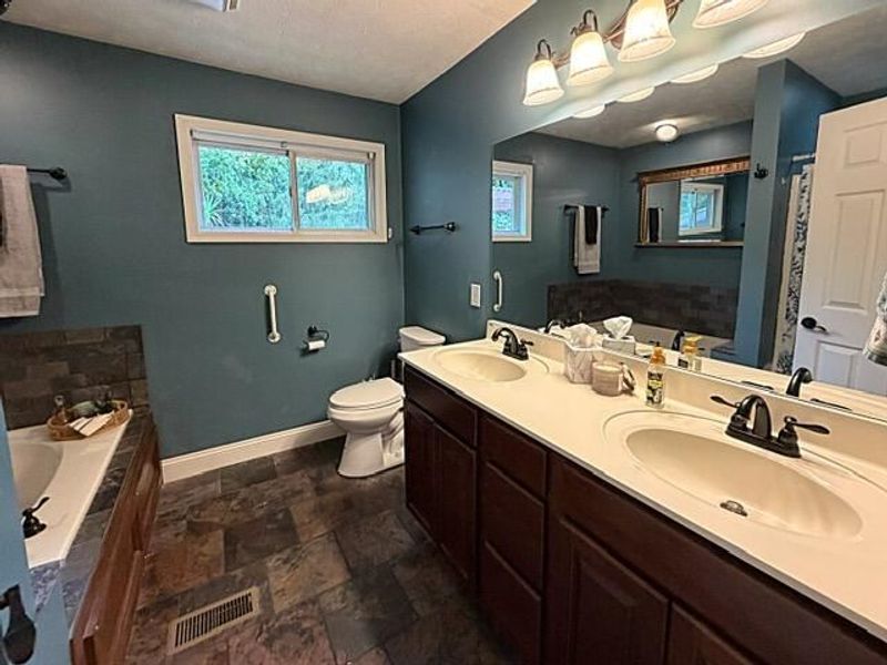 1232 Holly Drive, Springfield, OH 45504 Photo 67