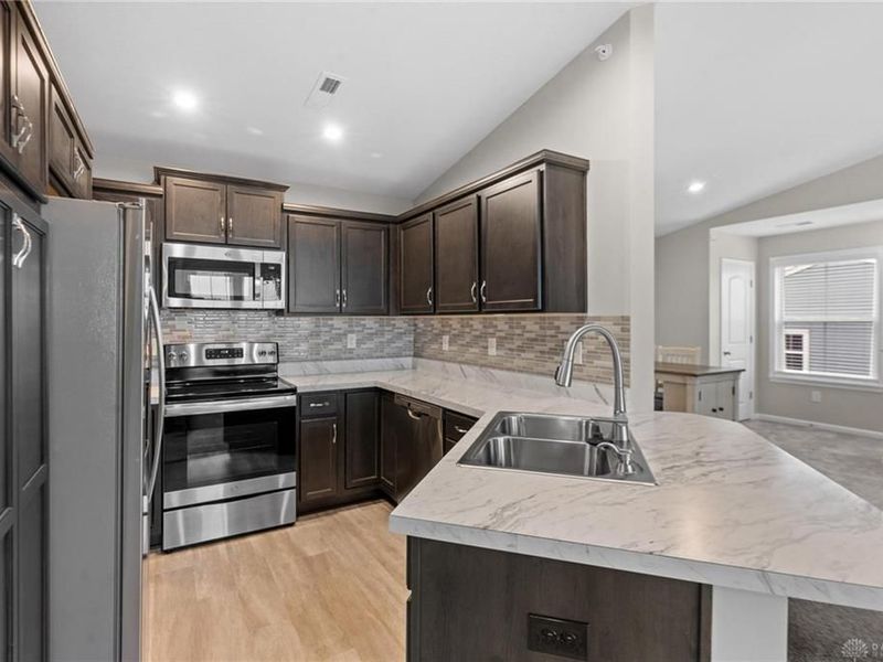 226 Old Pond Road, Springboro, OH 45066 Photo 12