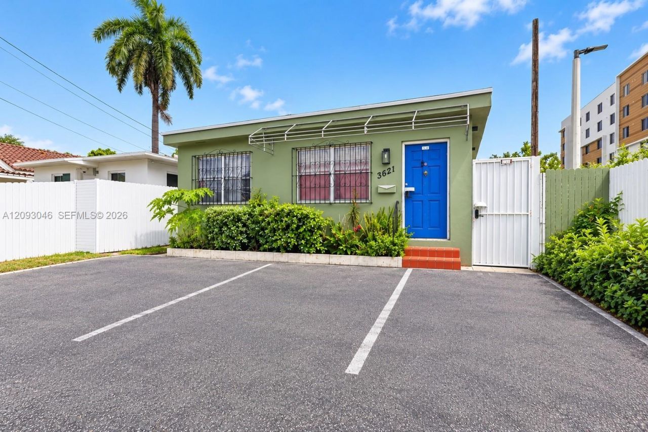 3621 NW 23rd Ave, Miami, FL 33142 Photo