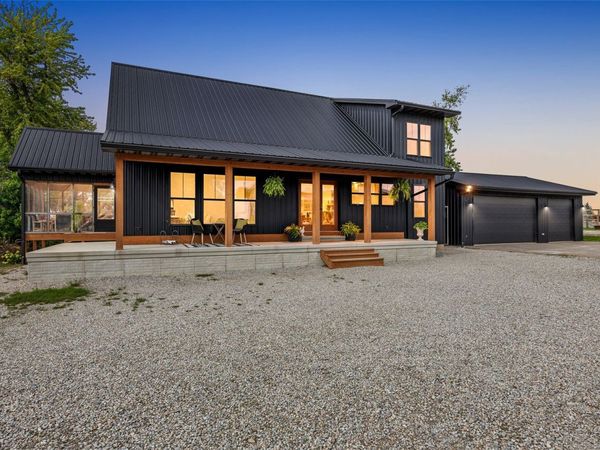 3373 72nd Street , Atkins, IA 52206