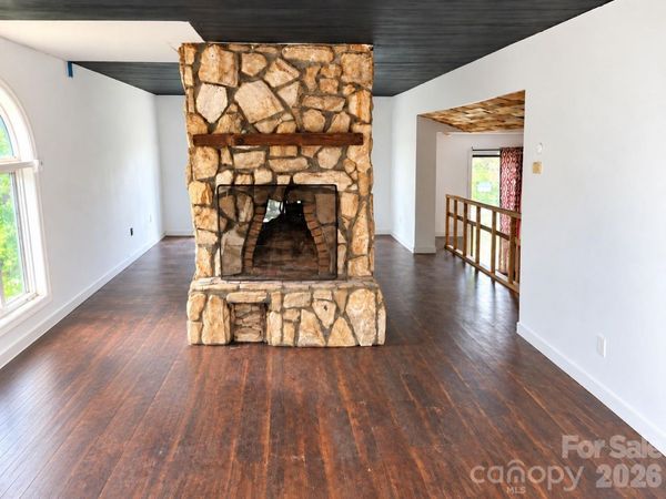 323 Forrest Fisher Road , Spruce Pine, NC 28777