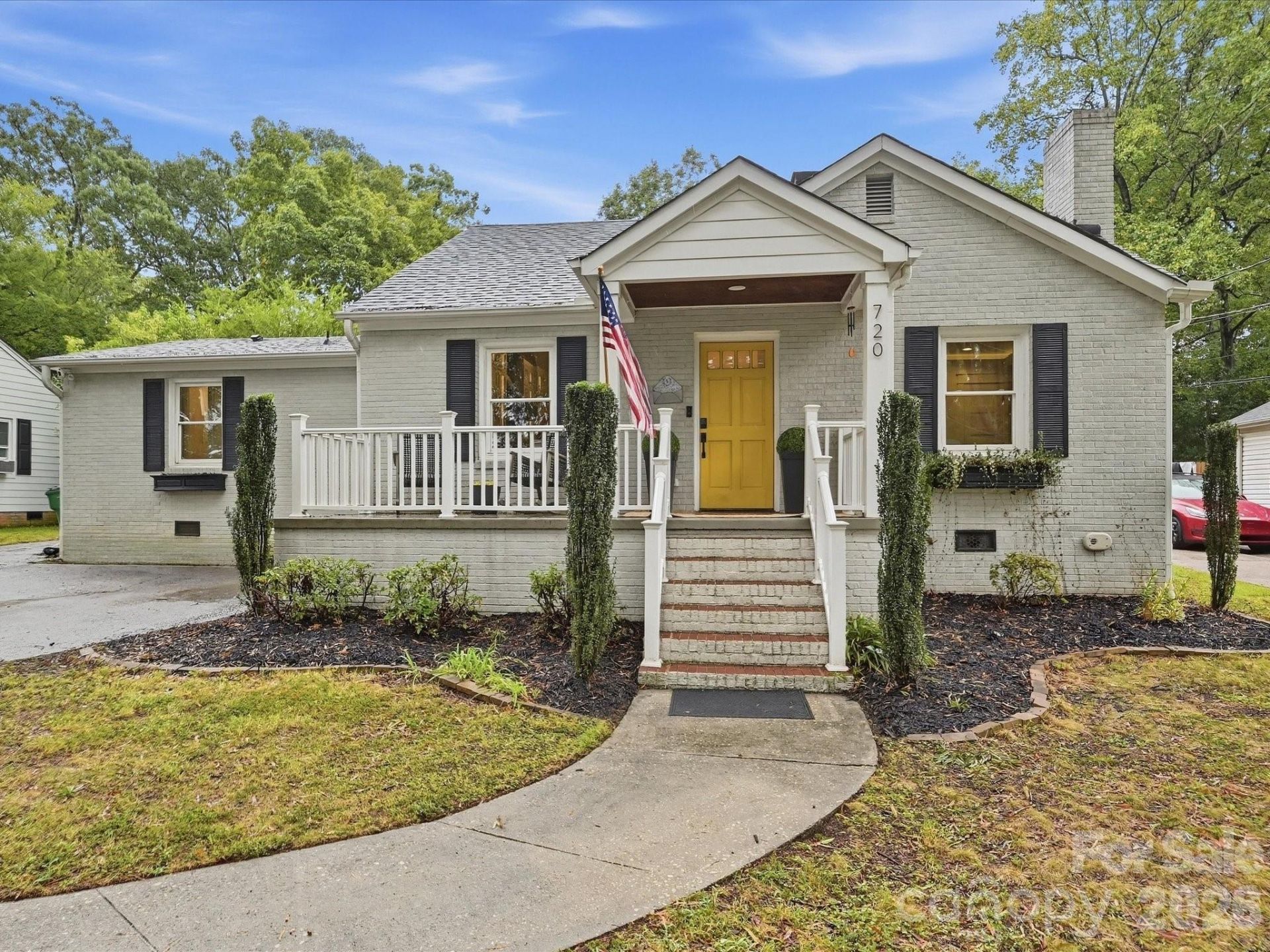720 Fugate Avenue, Charlotte, NC 28205 Main Photo