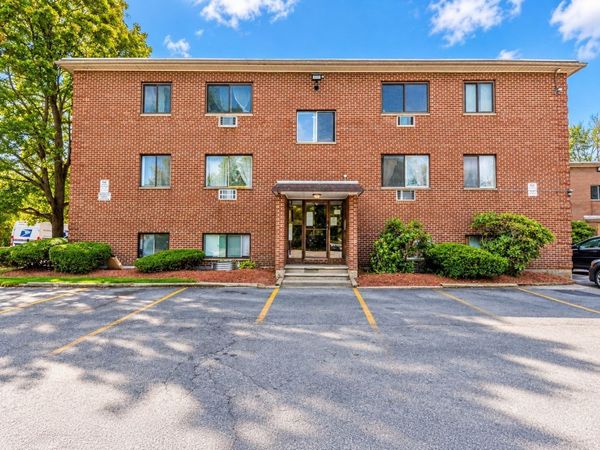 12 Kendall Ave, Unit 17, Framingham, MA 01702