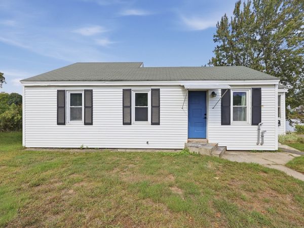 13 Elm Street, Leominster, MA 01453
