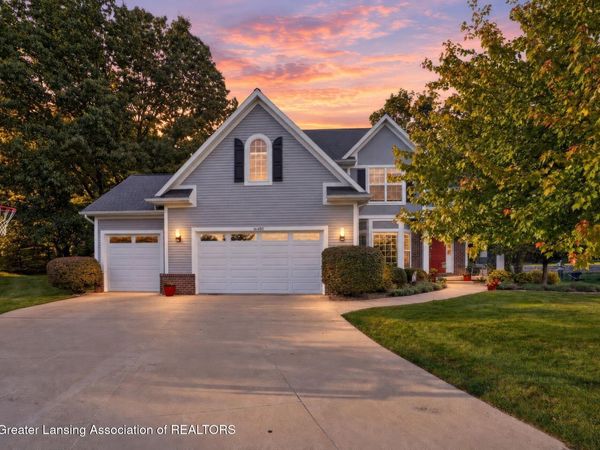 16480 Sanctuary Circle, East Lansing, MI 48823