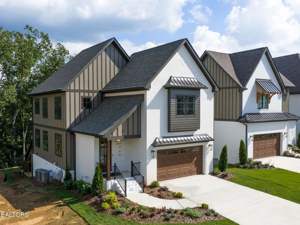 900 Cranes Camp Tr, Chattanooga, TN 37405