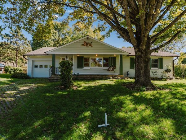 439 Granville Square, Worthington, OH 43085