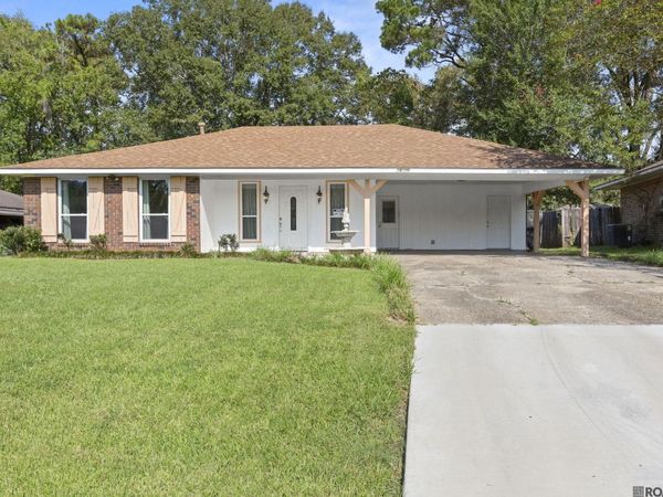 15441 Red Maple Pl, Greenwell Springs, LA 70739