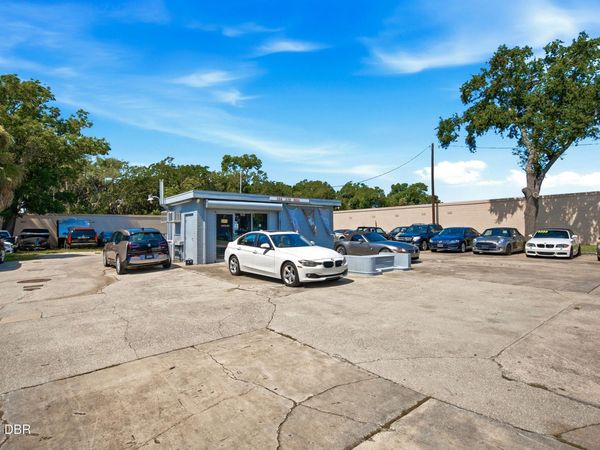 364 N Nova Road, Daytona Beach, FL 32114