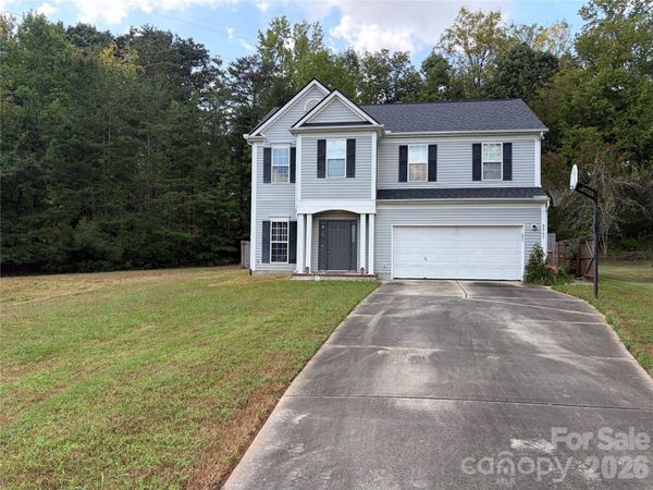 9541 Green Apple Drive , Charlotte, NC 28215