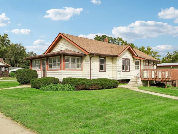 135 N 5th Street, Carlisle, IA 50047
