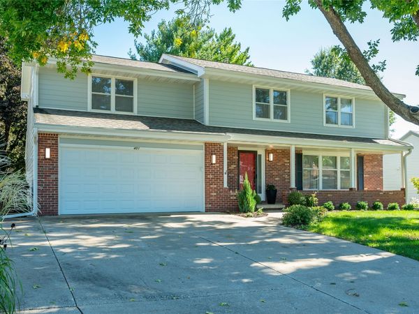 401 39th Street , West Des Moines, IA 50265