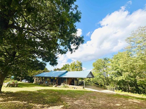 3334 Little Red River Road , Marshall, AR 72650