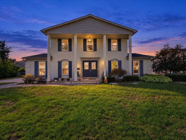 36523 Whitcomb Street, Livonia, MI 48154