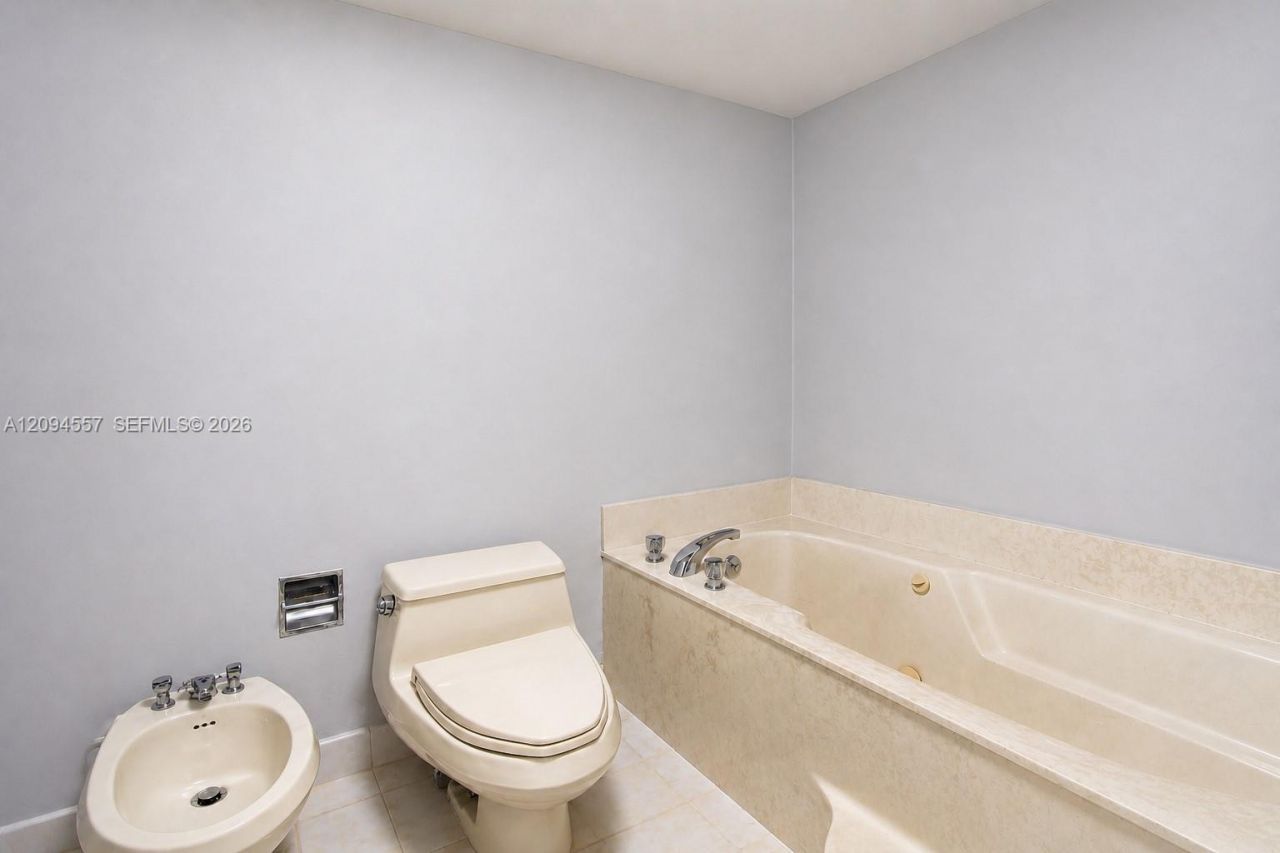 520 Brickell Key Dr , Unit A1113, Miami, FL 33131 Photo