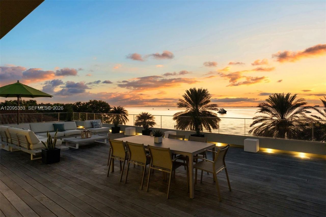 360 Harbor Dr , Key Biscayne, FL 33149 Photo