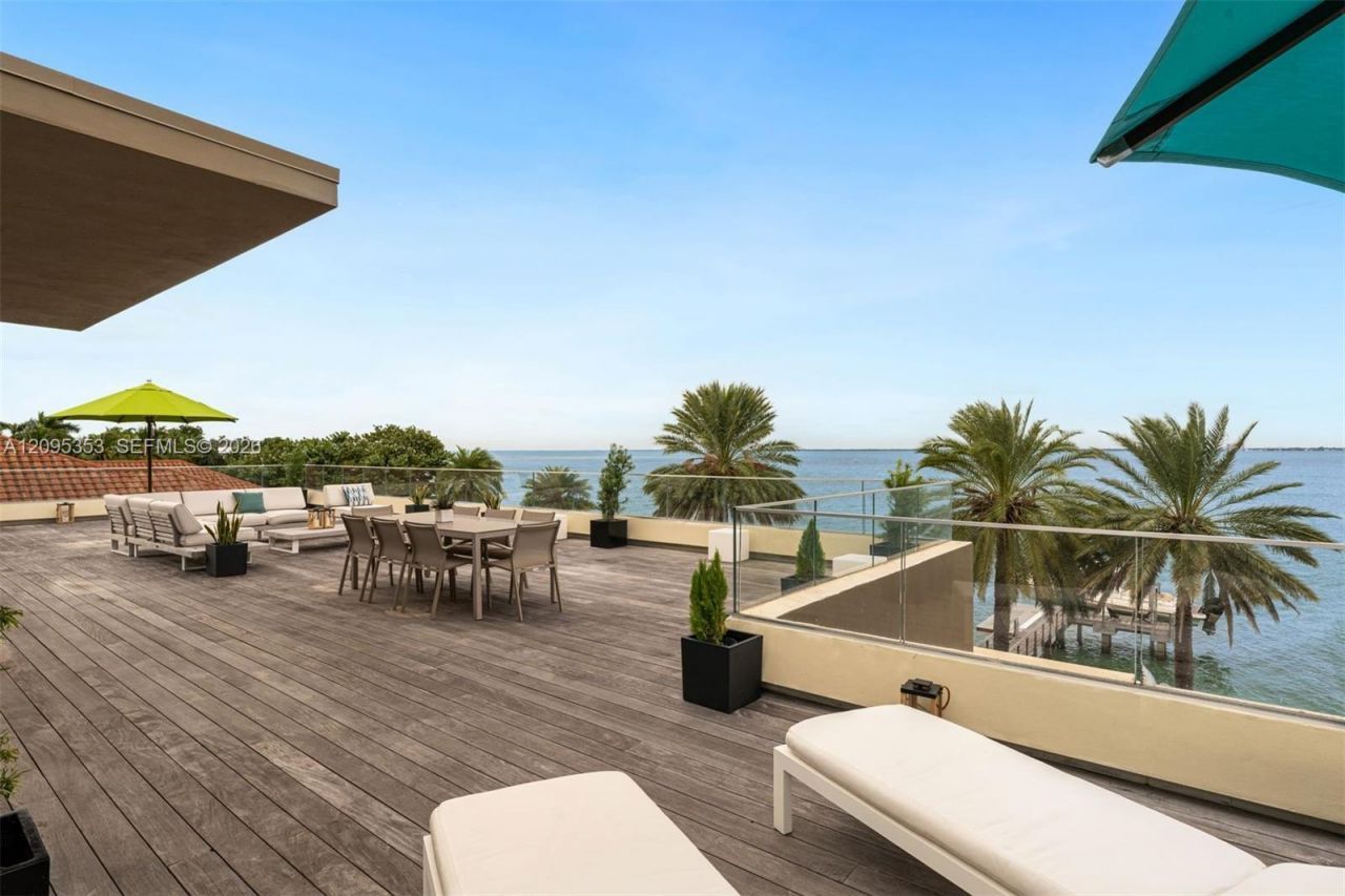 360 Harbor Dr , Key Biscayne, FL 33149 Photo