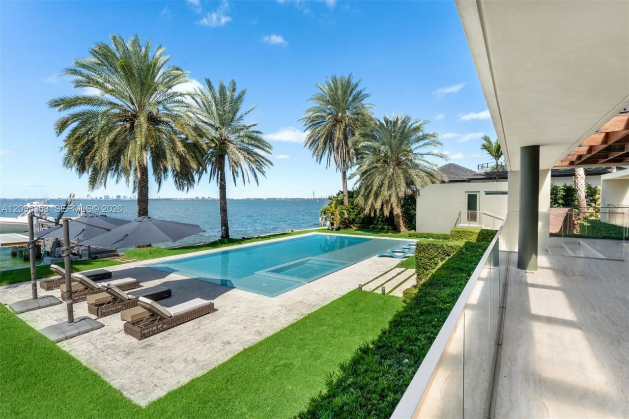 360 Harbor Dr , Key Biscayne, FL 33149 Photo