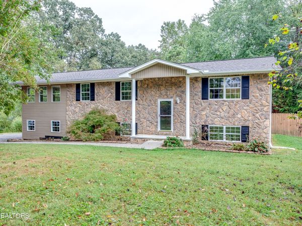212 Beeler Rd, Maynardville, TN 37807