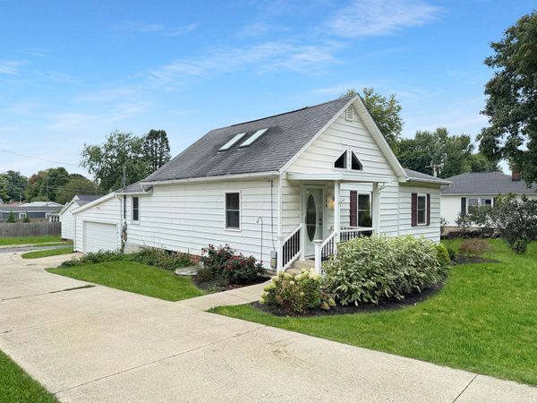 309 Zanesfield Road , West Liberty, OH 43357