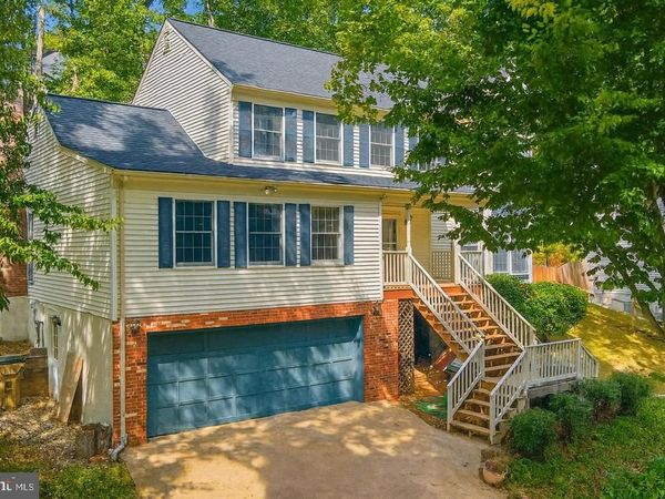 2425 HARPOON DRIVE , STAFFORD, VA 22554