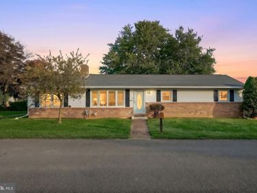 137 FRANKLIN STREET, FAIRFIELD, PA 17320