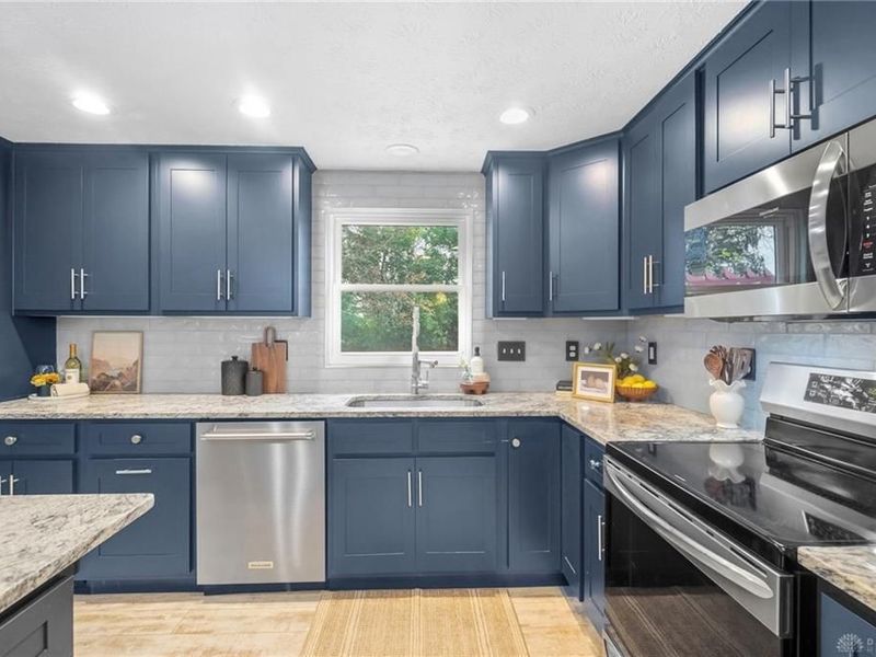 4080 Locus Bend Drive, Bellbrook, OH 45440 Photo 16
