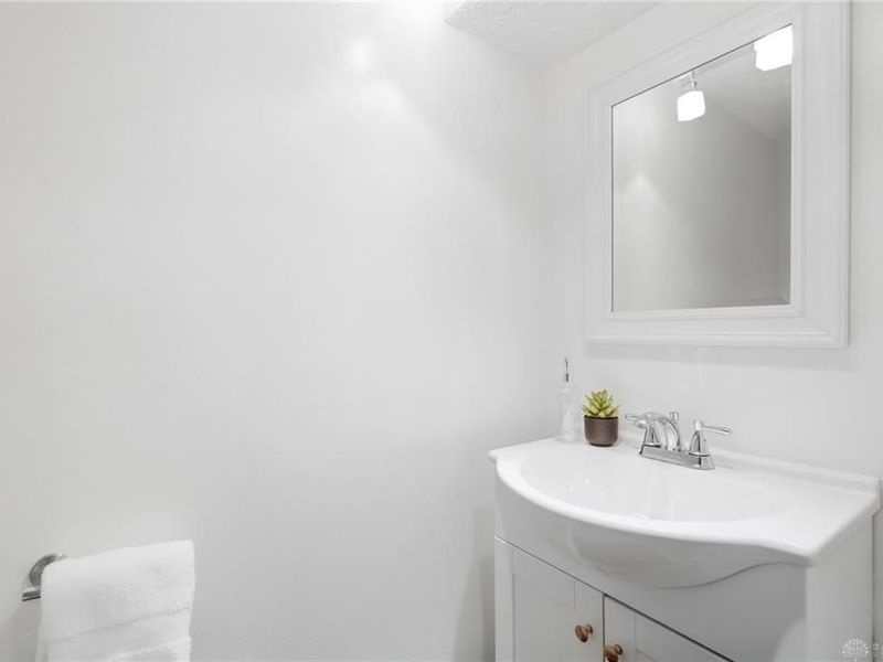 4080 Locus Bend Drive, Bellbrook, OH 45440 Photo 40