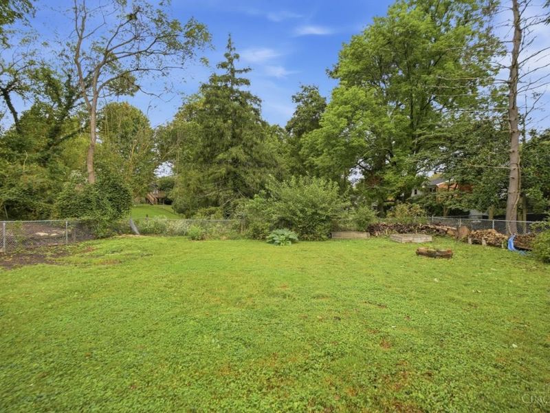 1601 Sutton Avenue, Cincinnati, OH 45230 Photo 37