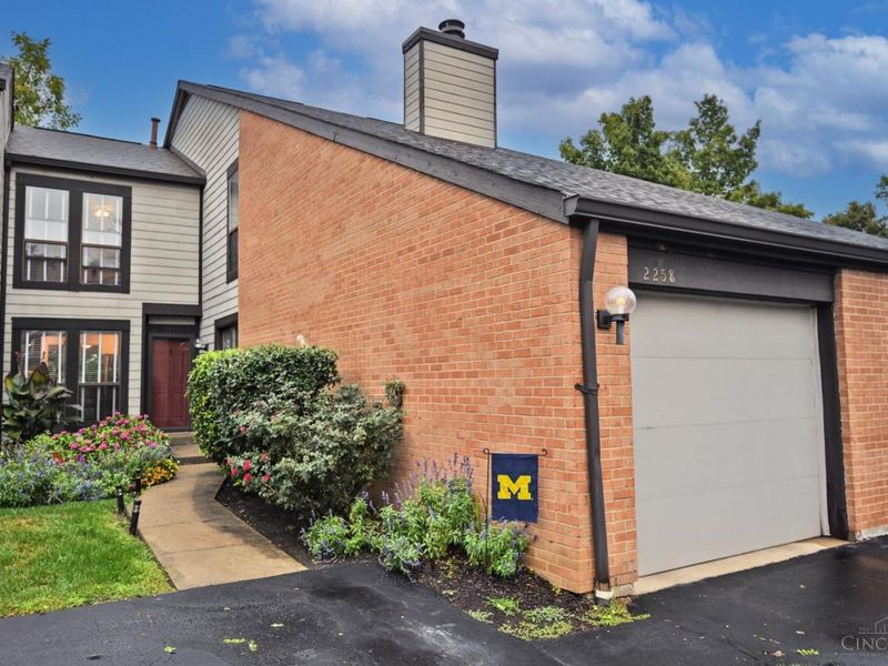 2258 Clough Ridge Drive, Unit 2258, Cincinnati, OH 45230 Photo 2