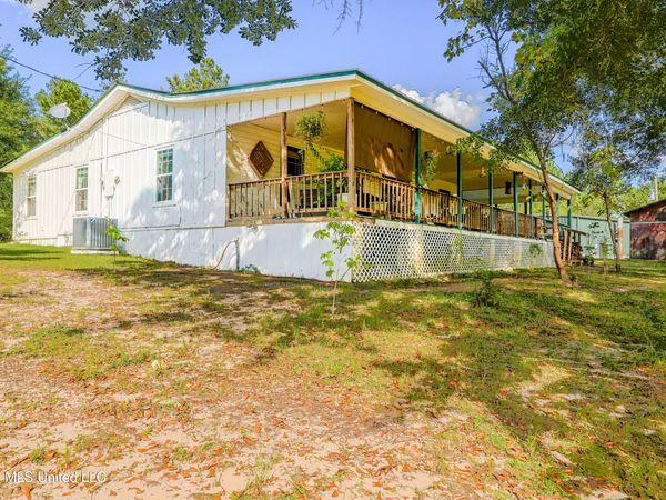 213 Sand Spring Loop, Leakesville, MS 39451