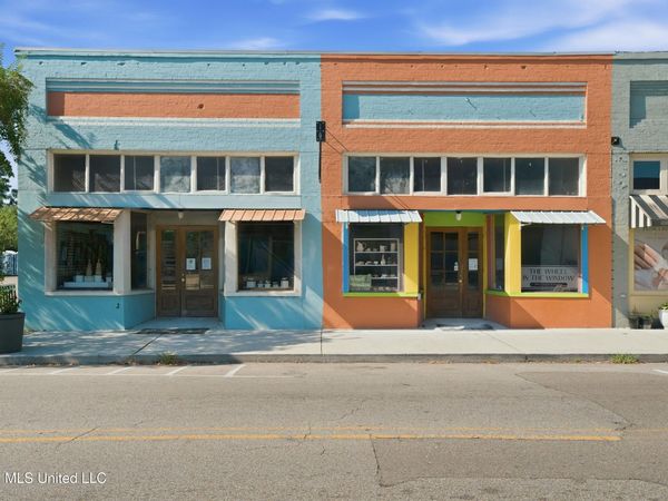 210 N Main Street, Hattiesburg, MS 39401