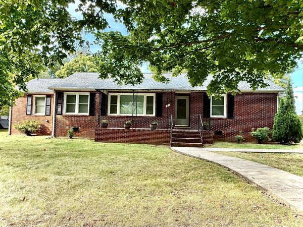 114 Hillcrest Dr , Winchester, TN 37398