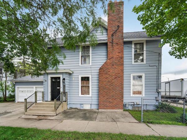 201 N Pine STREET, Burlington, WI 53105