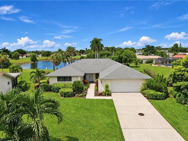 428 Pine Lake DR, NAPLES, FL 34112